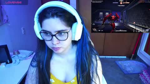 Im Violet online show from December 26, 9:58 pm