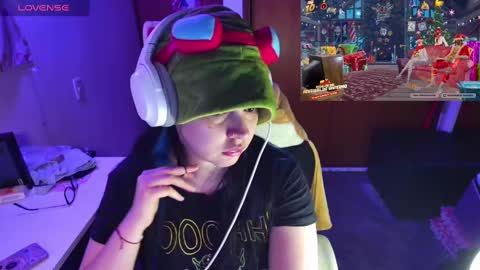 Im Violet online show from December 30, 1:37 am