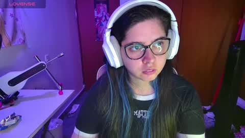 Im Violet online show from February 25, 11:11 pm