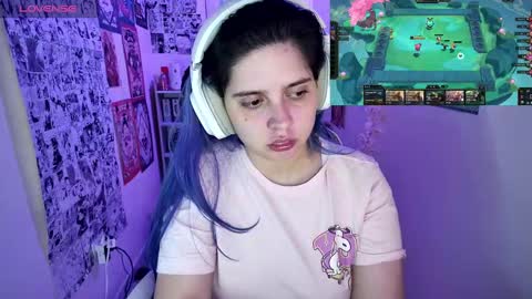 Im Violet online show from September 28, 6:52 am