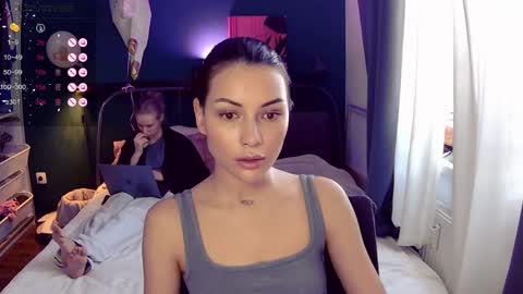 Snapshot of valorant_girl chatting on May 16, 3:44 pm Little Devil online show from May 16, 3:44 pm