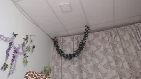 valquiria_sirgun online show from February 28, 9:58 am