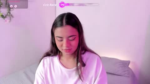 valy_shyness online show from December 4, 10:29 pm