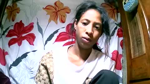 valysexyhot online show from April 14, 3:12 am