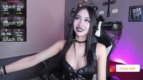 Snapshot of vampy_dolll chatting on July 14, 12:35 am vampy_dolll online show from July 14, 12:35 am