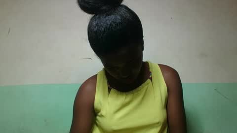 Snapshot of vanafiry chatting on January 12, 4:00 am vanafiry online show from January 12, 4:00 am