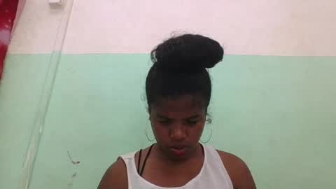 Snapshot of vanafiry chatting on January 15, 8:20 am vanafiry online show from January 15, 8:20 am