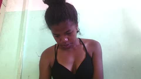 Snapshot of vanafiry chatting on January 23, 5:24 am vanafiry online show from January 23, 5:24 am