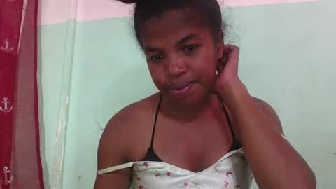 Snapshot of vanafiry chatting on January 24, 11:59 am vanafiry online show from January 24, 11:59 am