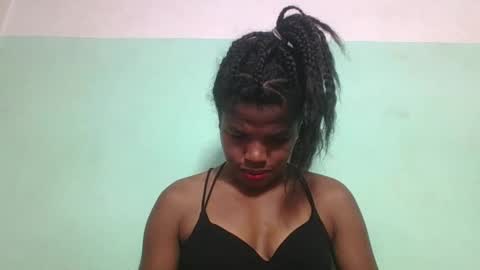 Snapshot of vanafiry chatting on January 31, 4:03 am vanafiry online show from January 31, 4:03 am