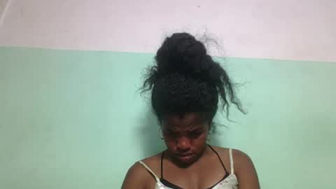 Snapshot of vanafiry chatting on February 1, 3:28 pm vanafiry online show from February 1, 3:28 pm