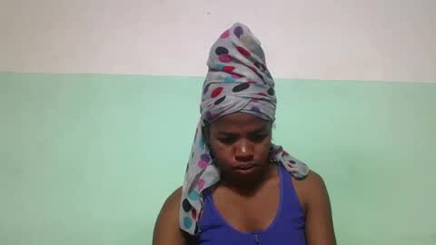 Snapshot of vanafiry chatting on February 3, 4:35 am vanafiry online show from February 3, 4:35 am