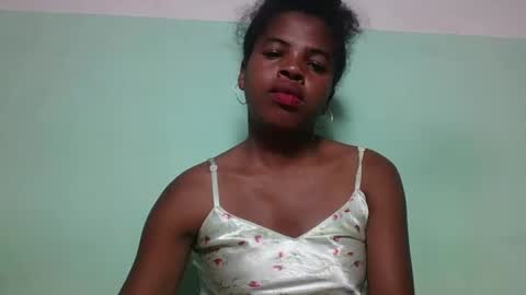 Snapshot of vanafiry chatting on February 3, 8:35 pm vanafiry online show from February 3, 8:35 pm