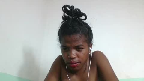 Snapshot of vanafiry chatting on February 6, 6:46 pm vanafiry online show from February 6, 6:46 pm