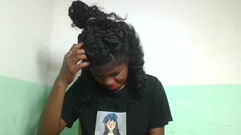 Snapshot of vanafiry chatting on February 7, 7:06 pm vanafiry online show from February 7, 7:06 pm