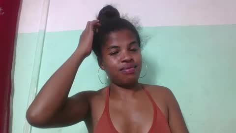 Snapshot of vanafiry chatting on February 13, 3:24 pm vanafiry online show from February 13, 3:24 pm