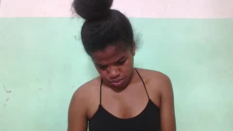 Snapshot of vanafiry chatting on February 16, 3:58 am vanafiry online show from February 16, 3:58 am