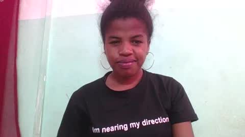 Snapshot of vanafiry chatting on February 16, 10:10 am vanafiry online show from February 16, 10:10 am