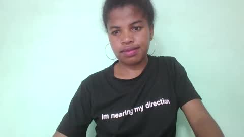 Snapshot of vanafiry chatting on February 17, 8:36 pm vanafiry online show from February 17, 8:36 pm