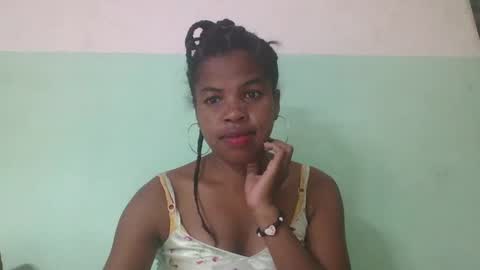 Snapshot of vanafiry chatting on February 22, 1:46 pm vanafiry online show from February 22, 1:46 pm