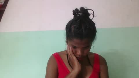 Snapshot of vanafiry chatting on February 24, 11:32 am vanafiry online show from February 24, 11:32 am