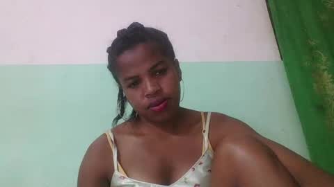 Snapshot of vanafiry chatting on March 1, 3:38 pm vanafiry online show from March 1, 3:38 pm