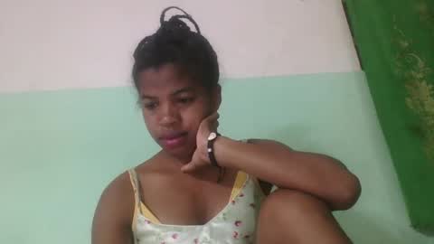 Snapshot of vanafiry chatting on March 2, 3:56 am vanafiry online show from March 2, 3:56 am