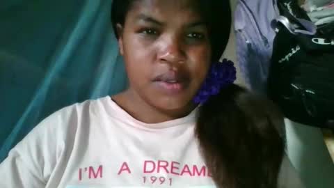 Snapshot of vanafiry chatting on November 4, 5:17 am vanafiry online show from November 4, 5:17 am