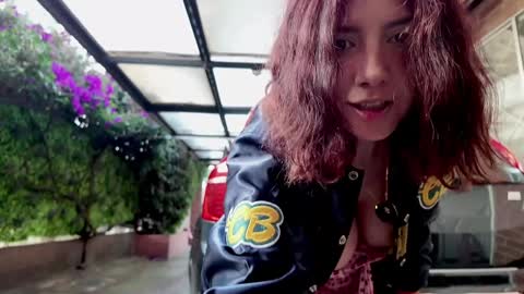 Snapshot of vanandjuani chatting on February 26, 11:42 am vanessa online show from February 26, 11:42 am