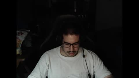 Snapshot of vancoserx111 chatting on June 6, 3:11 am vancoserx111 online show from June 6, 3:11 am