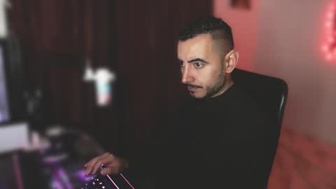 vanderheyl online show from February 4, 3:12 am