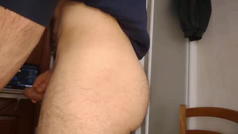 Snapshot of vandik669 chatting on December 19, 1:40 pm vandik669 online show from December 19, 1:40 pm
