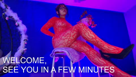 Vanelope online show from April 8, 2:11 am