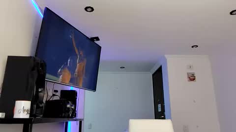 vanessa and samantha online show from March 12, 7:36 am