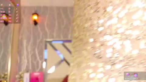    online show from March 4, 12:33 pm