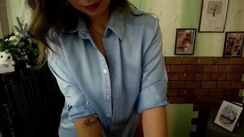 Snapshot of vanessa_joy_ chatting on January 24, 9:06 am Vanessa online show from January 24, 9:06 am