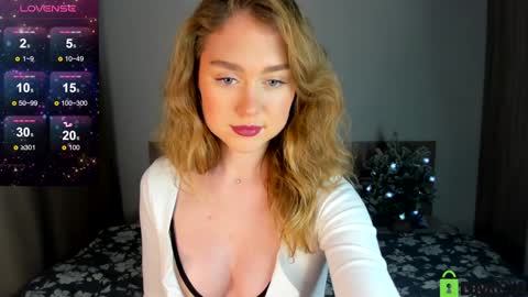 Vanessa Maes online show from December 28, 10:55 pm