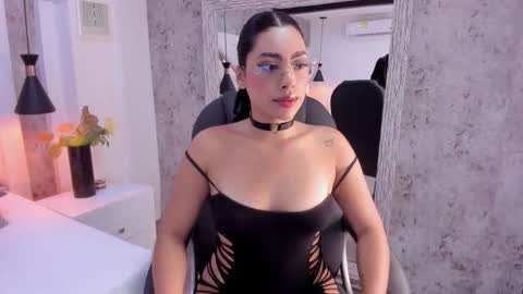 Vanessa  online show from January 15, 7:50 pm