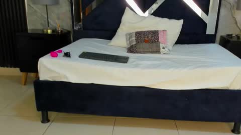 Vanessa Hard online show from January 14, 8:25 pm