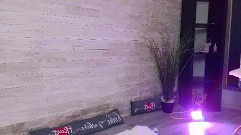 Vanessa online show from June 10, 5:56 pm