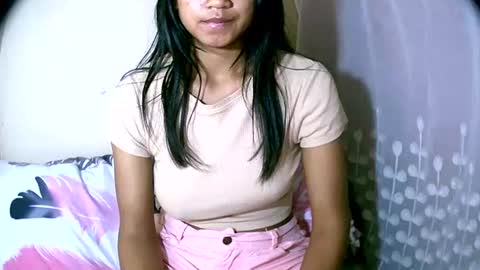 Snapshot of vanih27 chatting on July 18, 7:39 pm vanih27 online show from July 18, 7:39 pm