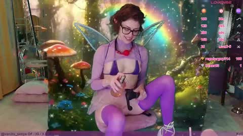 Snapshot of vanilla_skkye chatting on September 22, 2:35 am Skkye online show from September 22, 2:35 am