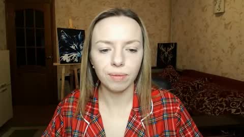 VanillaMuffin online show from February 21, 7:45 am