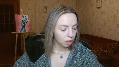 VanillaMuffin online show from April 12, 5:01 am