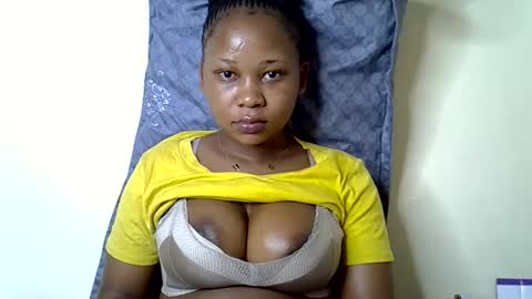 vanillavenus online show from October 8, 11:24 pm