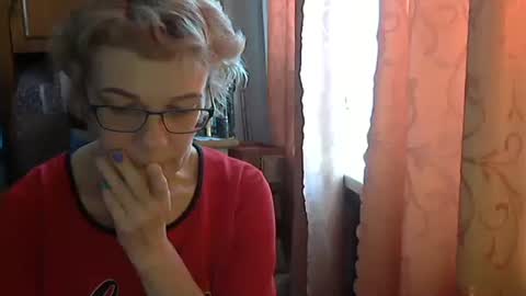 Vanillaxcreamy online show from January 16, 10:41 am