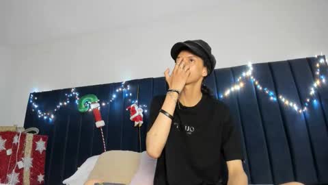 vannellope_96 online show from December 19, 7:21 pm