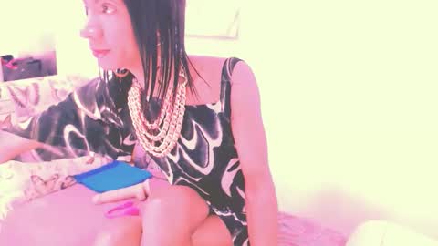 Snapshot of vannesascott chatting on April 20, 3:53 am VANNESA online show from April 20, 3:53 am