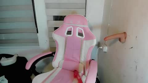 Snapshot of vannesasexyslutt chatting on November 26, 5:19 am VANNESA online show from November 26, 5:19 am