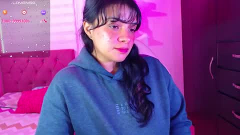 Vanesa online show from January 8, 8:50 pm